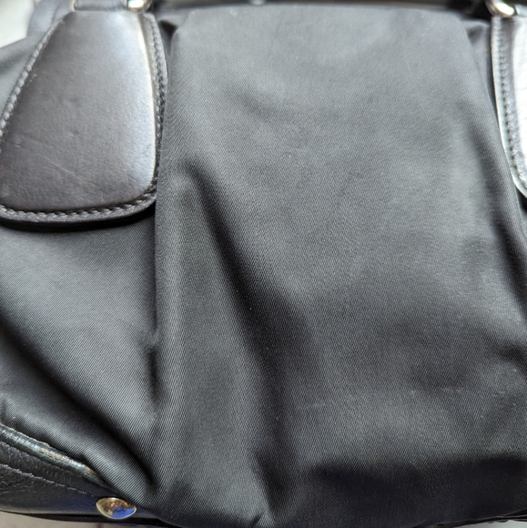 Gorgeous Authentic Prada Push Lock Side Pocket Black Tote, Great Condition - Picture 16 of 16